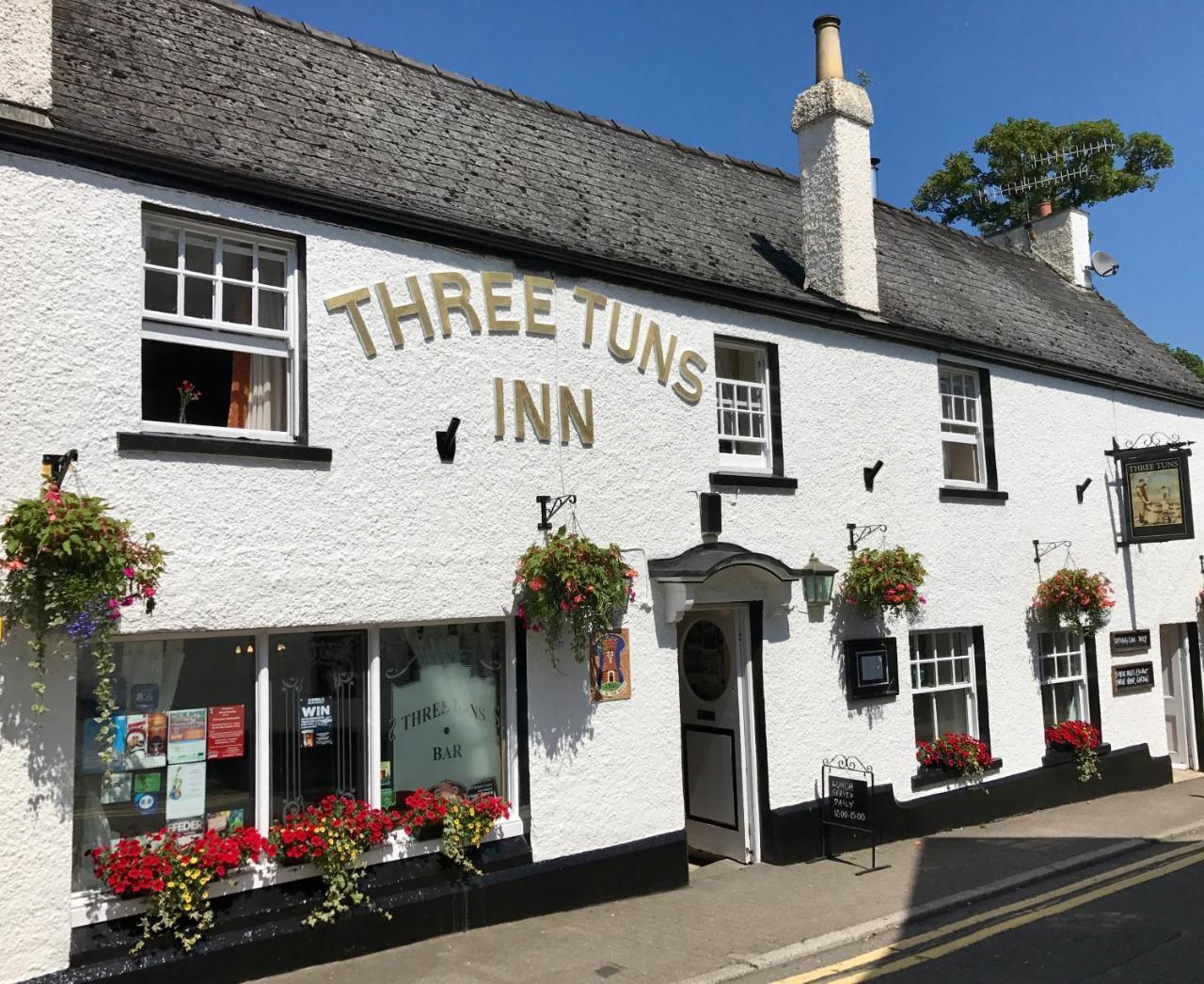 The Three Tuns Hotel Chepstow Eksteriør billede